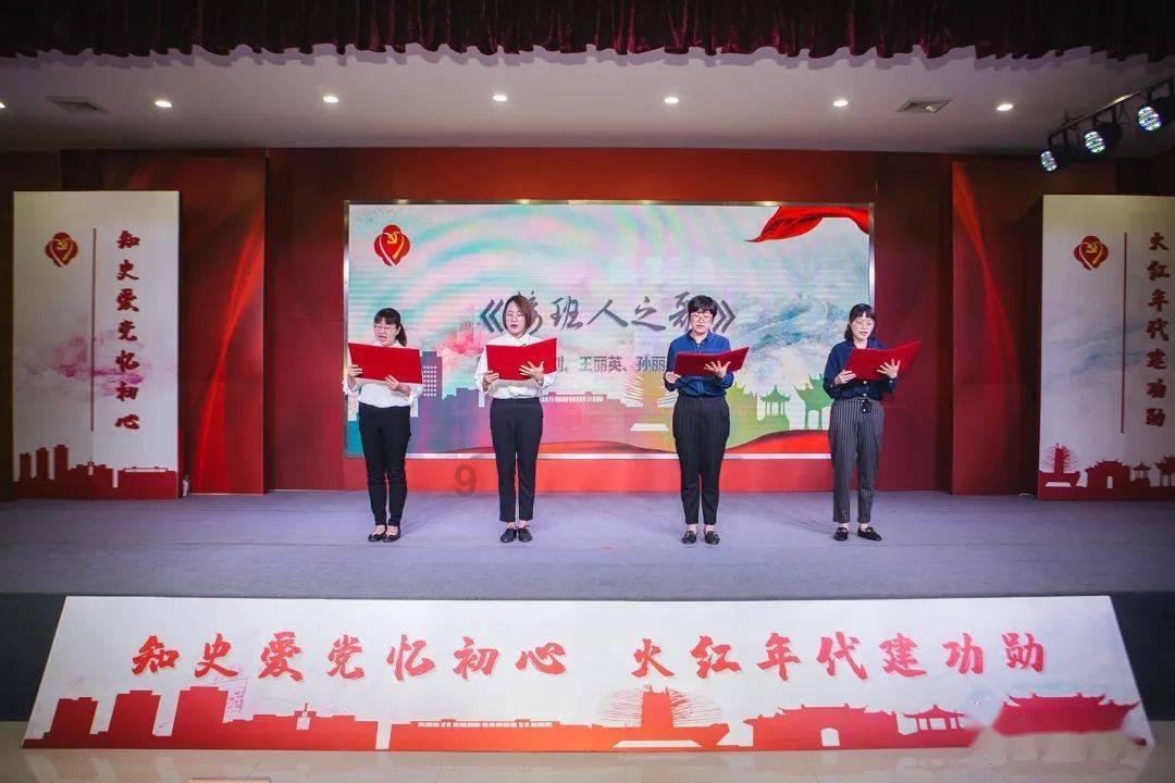 曹操当铁匠打造兵器,诸葛亮当监工制作斧子,这俩人要干啥?